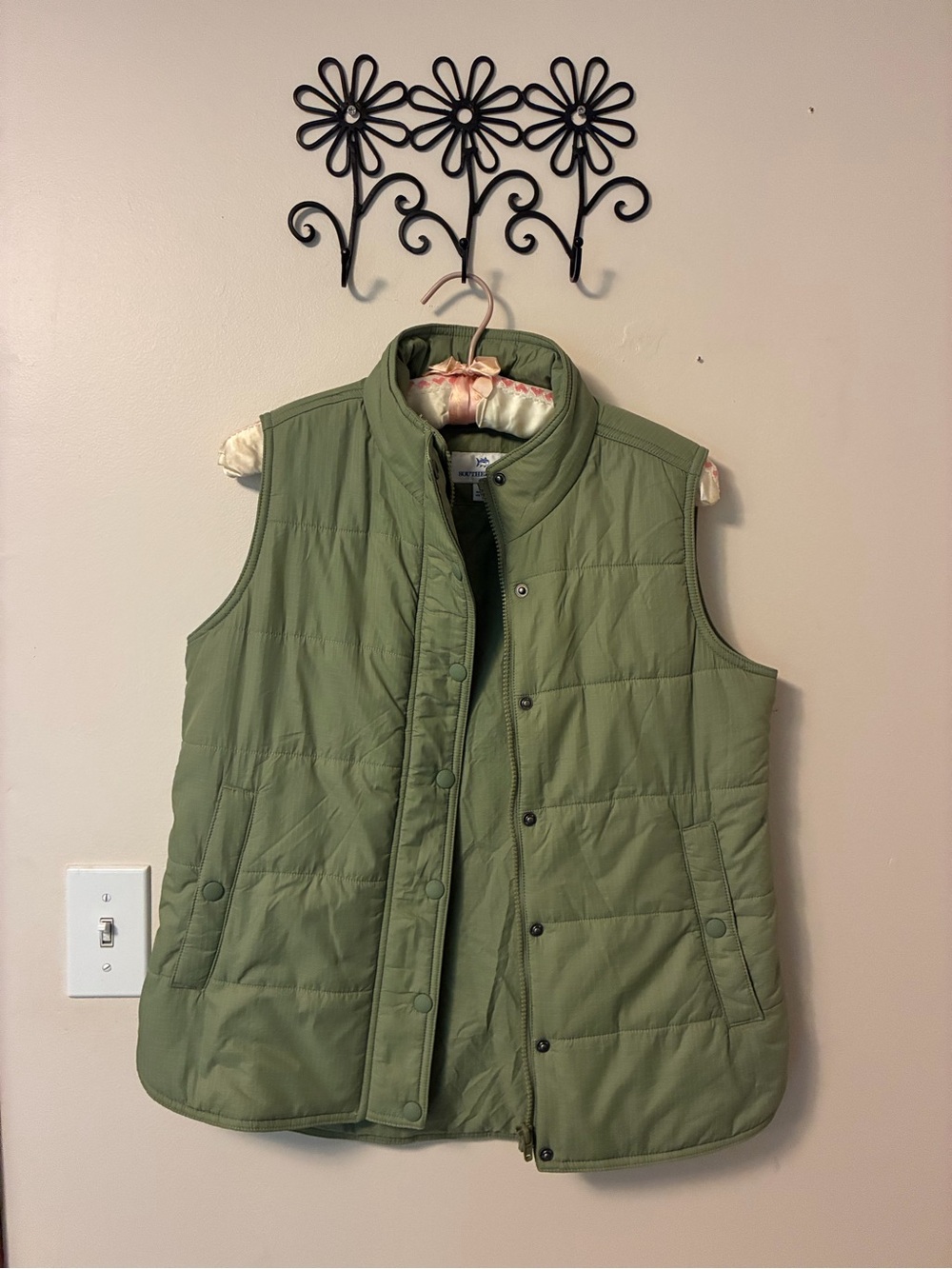 Southern Tide Olive Quilted Sleeveless Vest